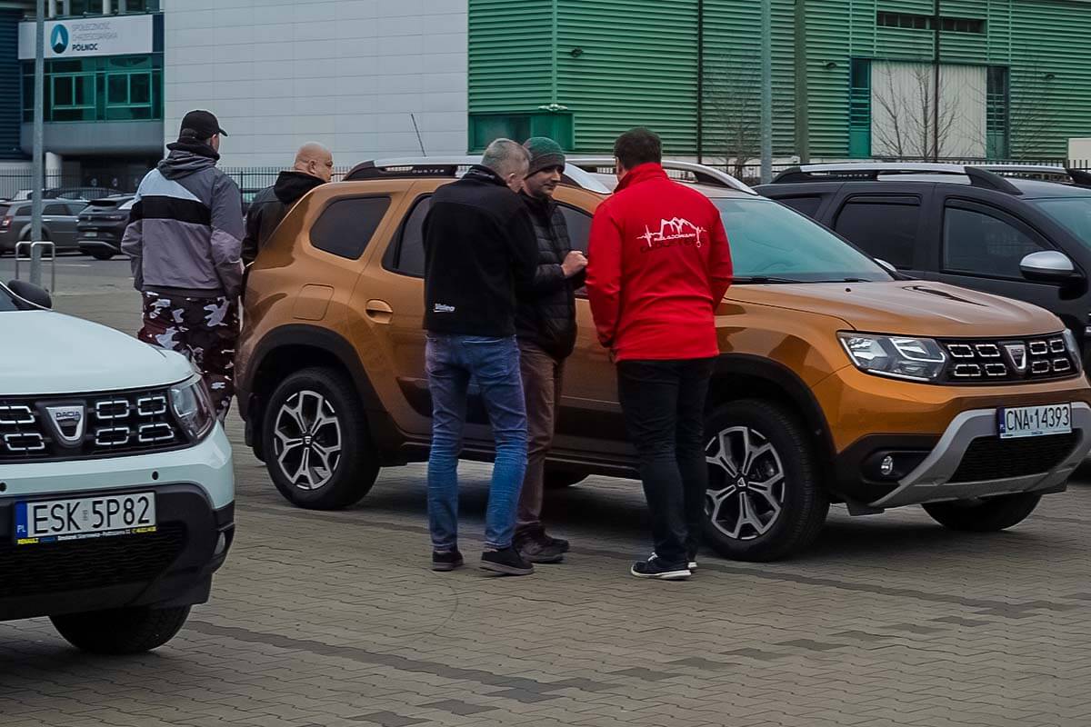Wesołe spotkanie Go! Duster na złość pogodzie